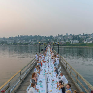 picnic on the pier fundraiser for peace arch hospital